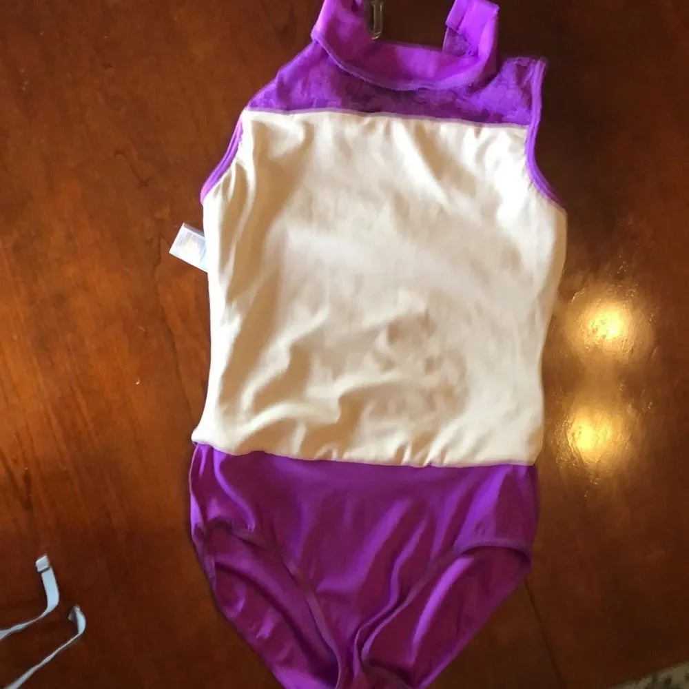 Weismans Dance bodysuit for medium child purple sparkly